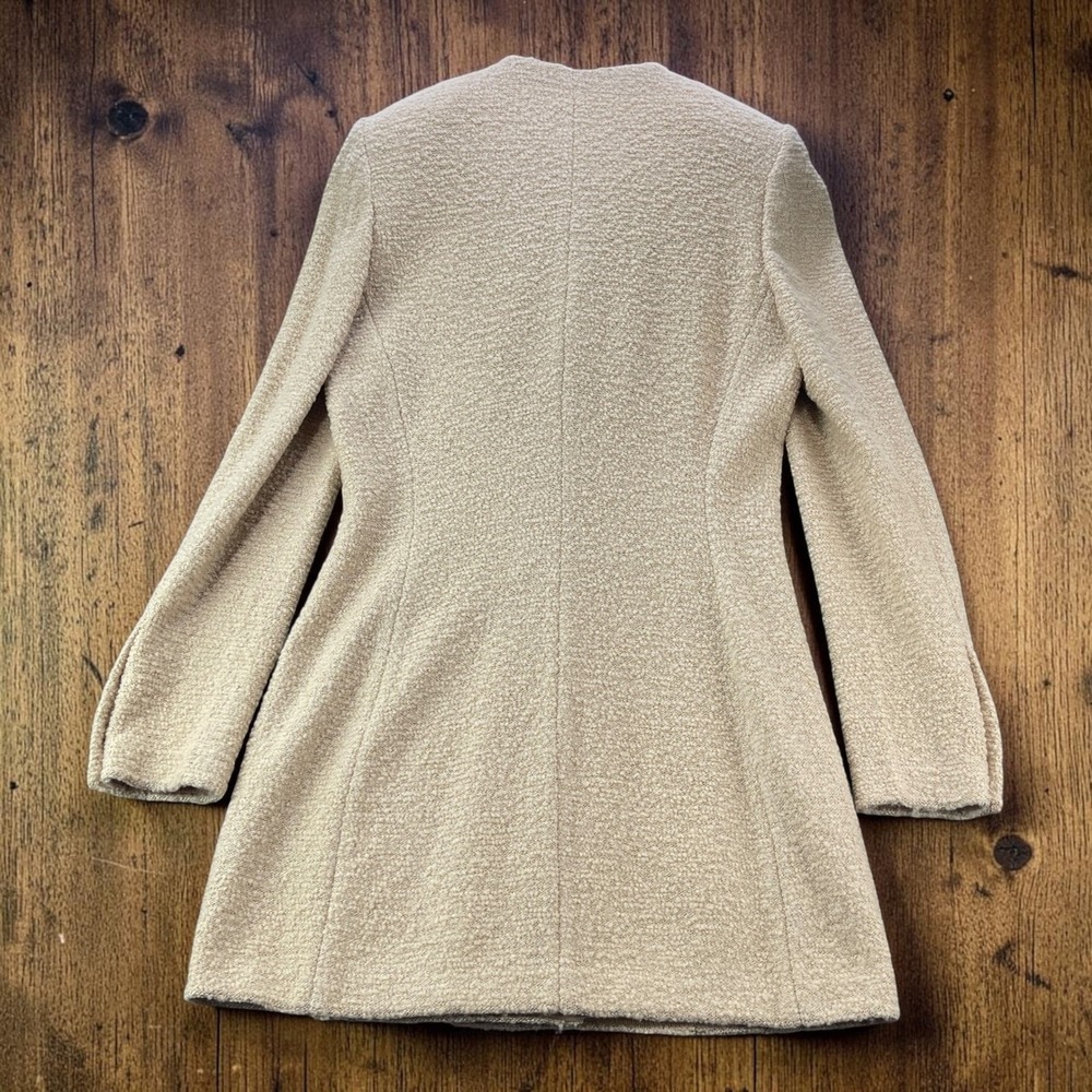 St John Collection Marie Gray Santana Knit Skirt Suit Beige Gold Metallic 4 6 - Picture 4 of 16